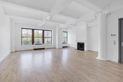 Amazing 2 bedrooms 2 baths in the Heart of Tribeca 